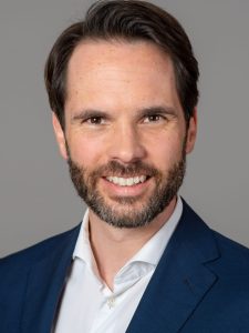 Dr. Roman Reiss